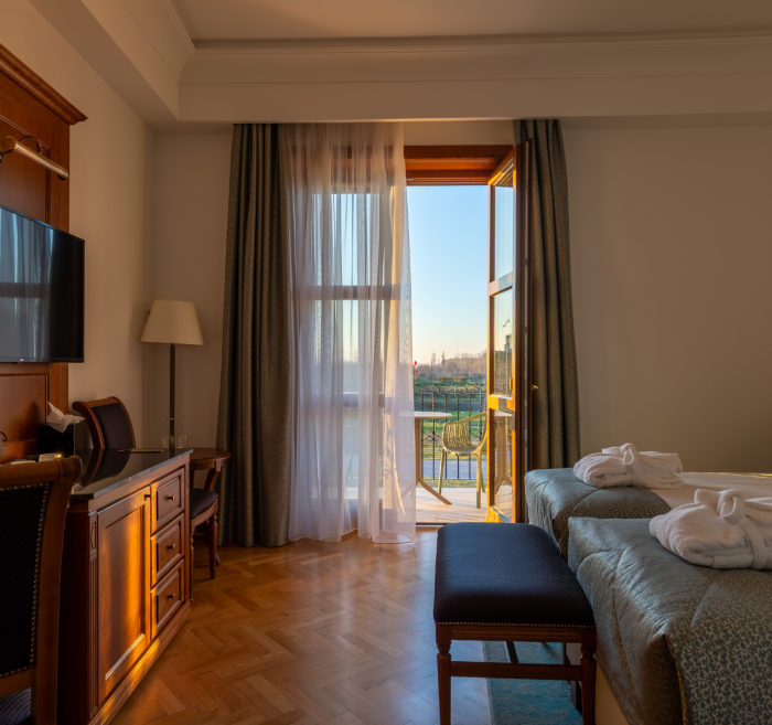 Hungarikum Hotel - Klasszik kétágyas szoba - Részlet 1 (2)